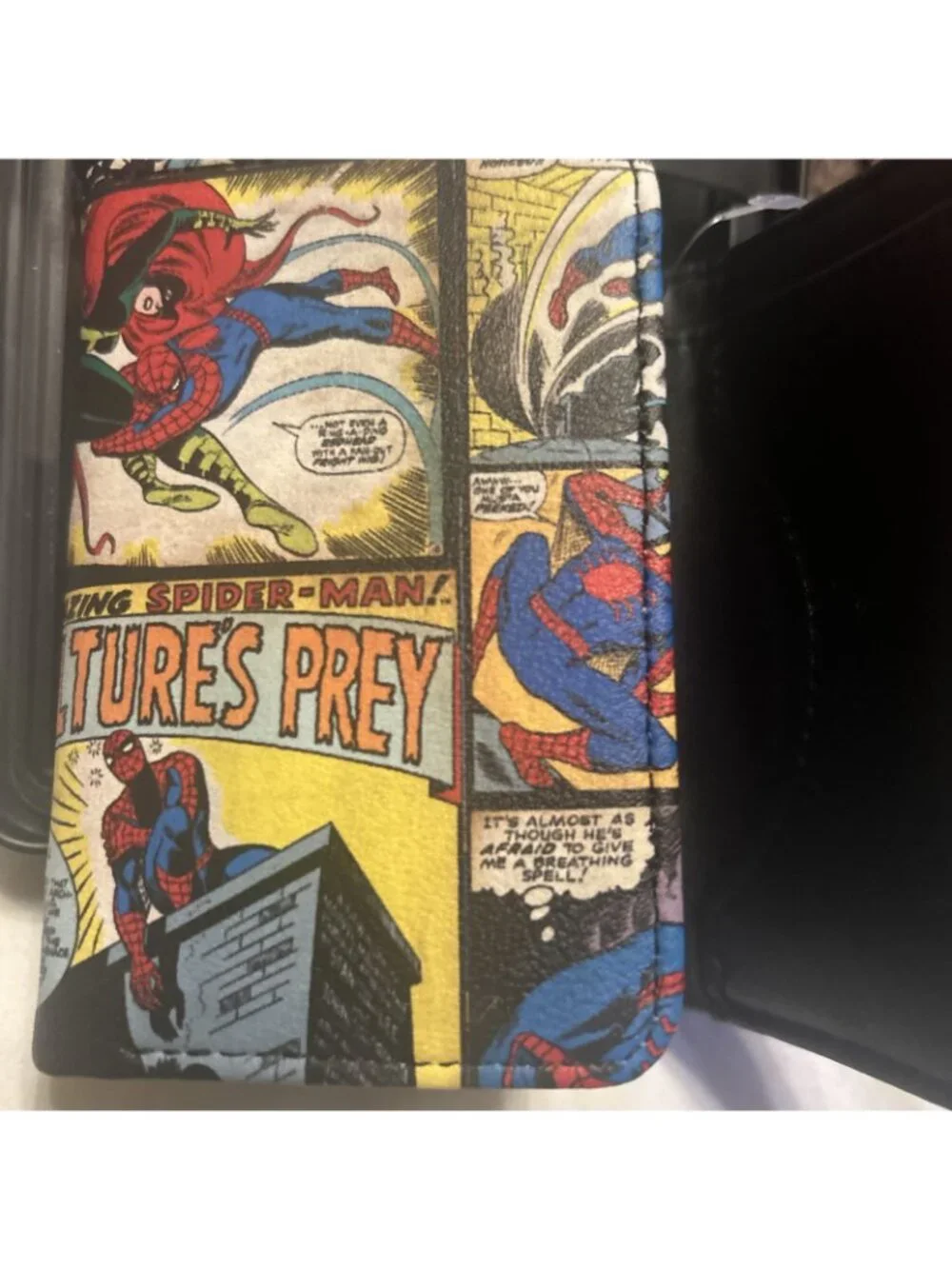 Marvel Spider-Man Tri-Fold Wallet Comic Print Spider Man For I.D. Cards Tin Case